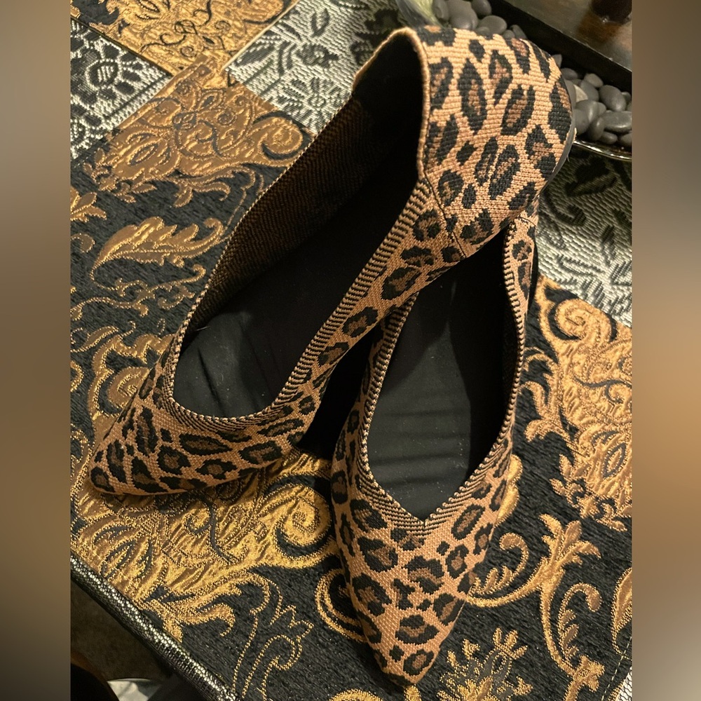 ♥️ LEOPARD black tan Shoes Women’s Stretchy Woven Cloth Fabric size 12 M Flats